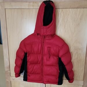 Cozy Red and Black Kids Puffer Jacket Size 5/6. Removable hood.
